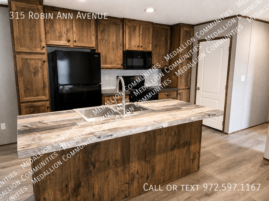 315 Robin Ann Ave - Photo 2 of 12