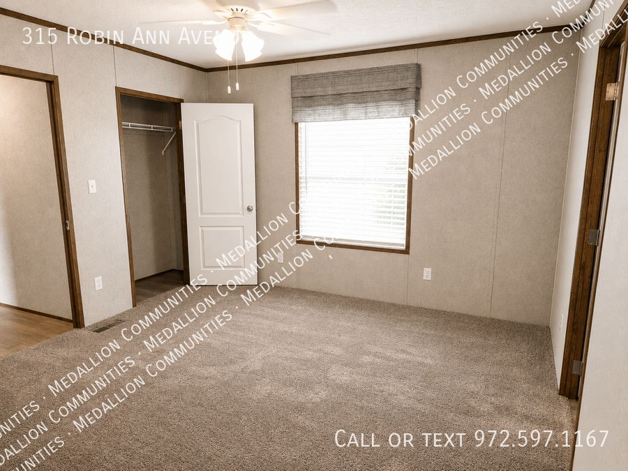 315 Robin Ann Ave - Photo 3 of 12