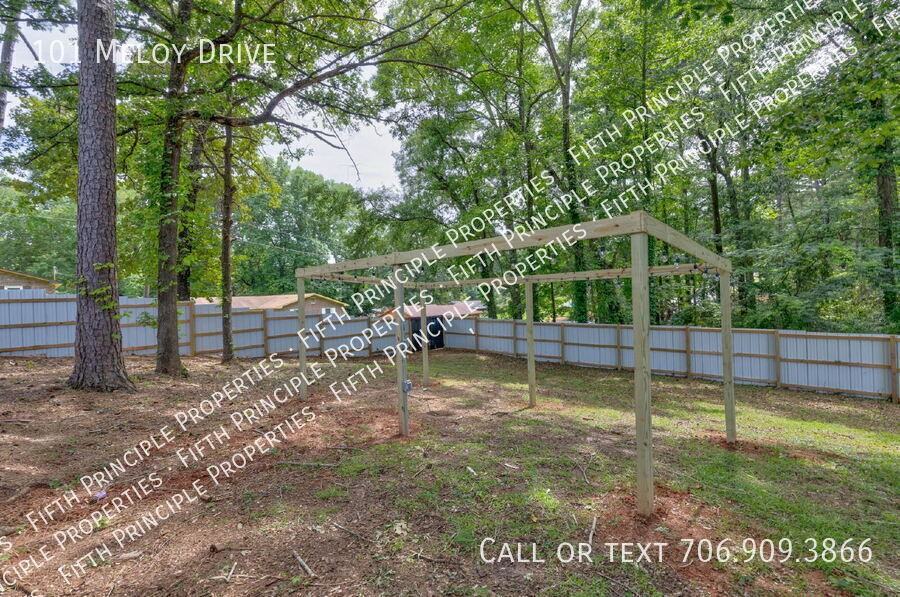 101 Meloy Dr - Photo 4 of 25