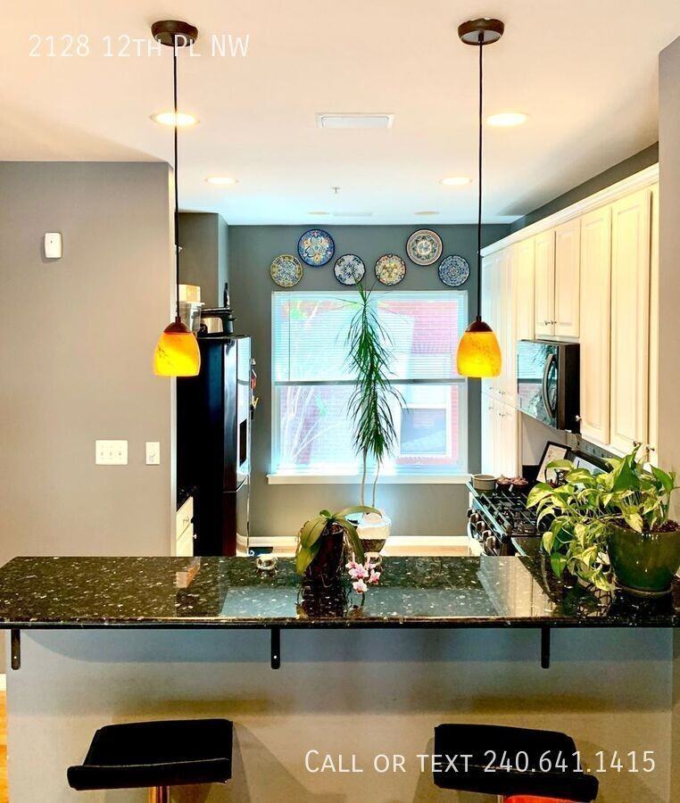 2128 12th Pl Nw - Photo 5 of 22