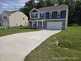 3026 Bayview Dr - Photo 1 of 1