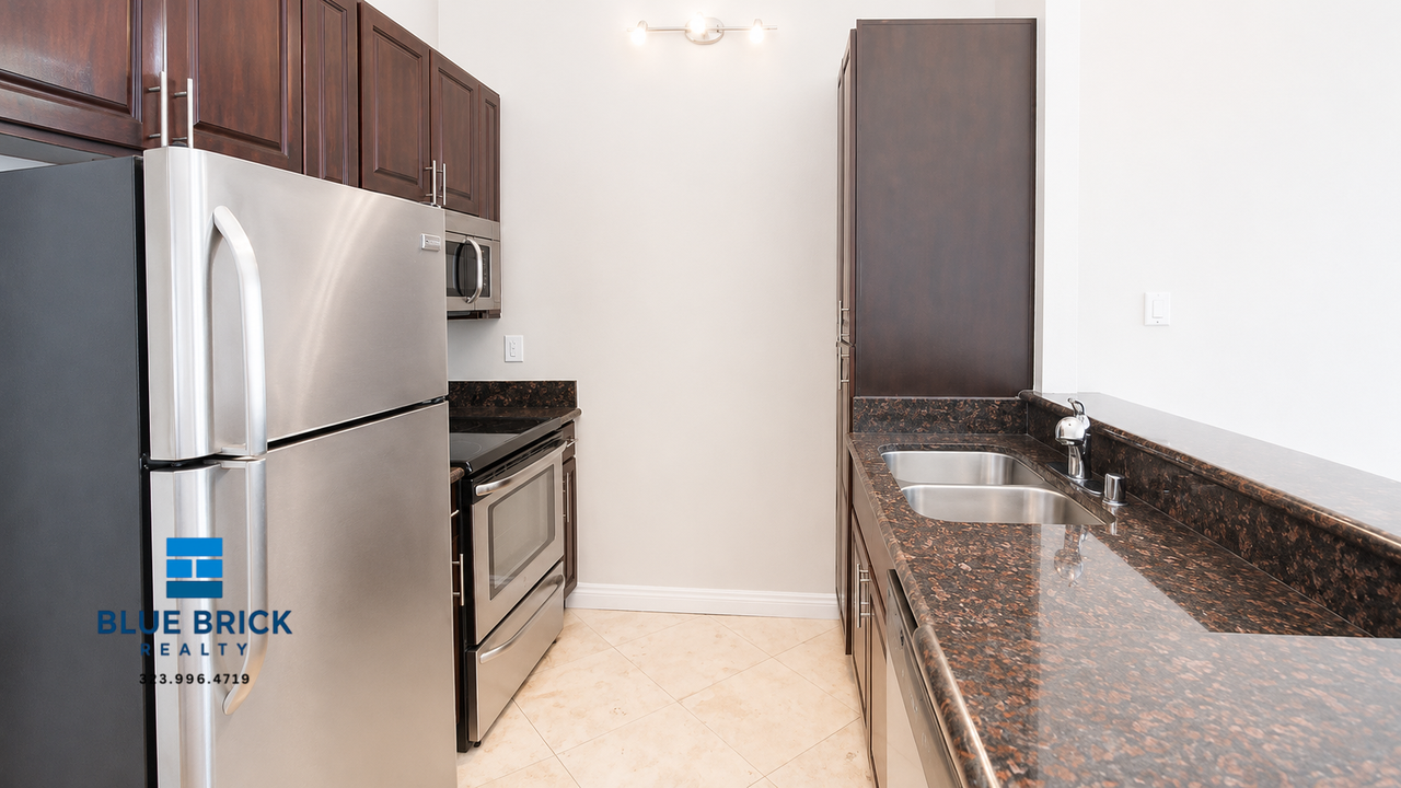 245 N Alvarado St #106 - Photo 2 of 22