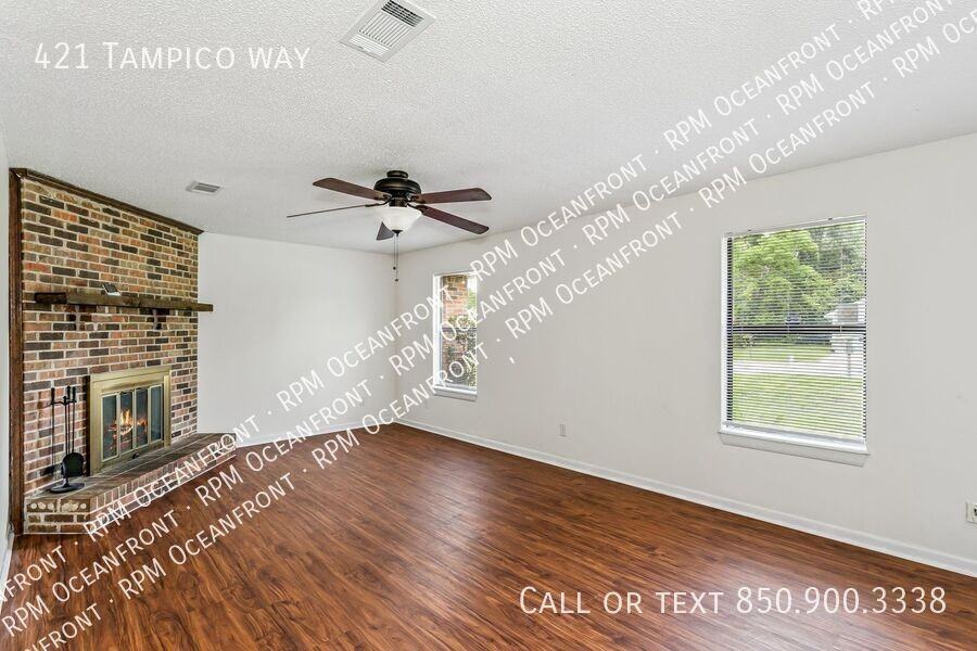 421 Tampico Way - Photo 4 of 15