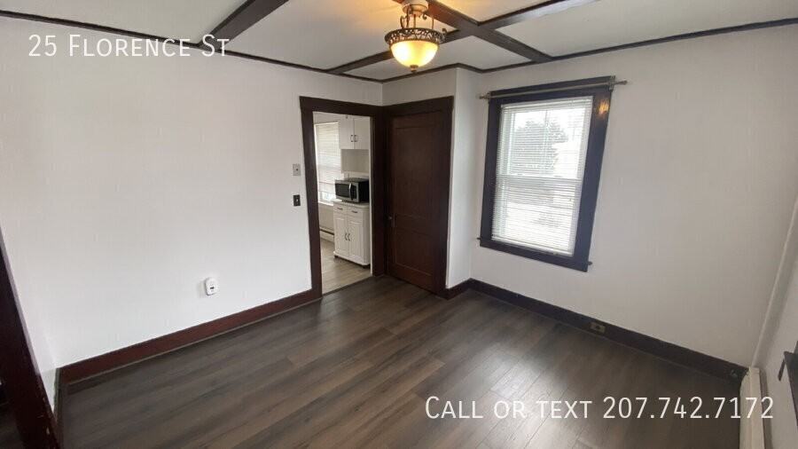 25 Florence St - Photo 7 of 28