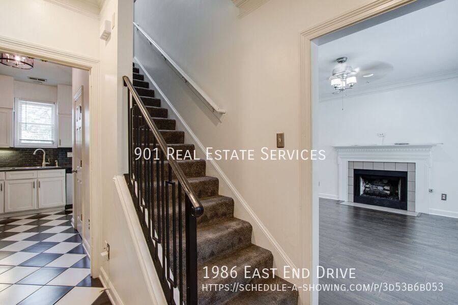 1986 Eastend Dr - Photo 3 of 22