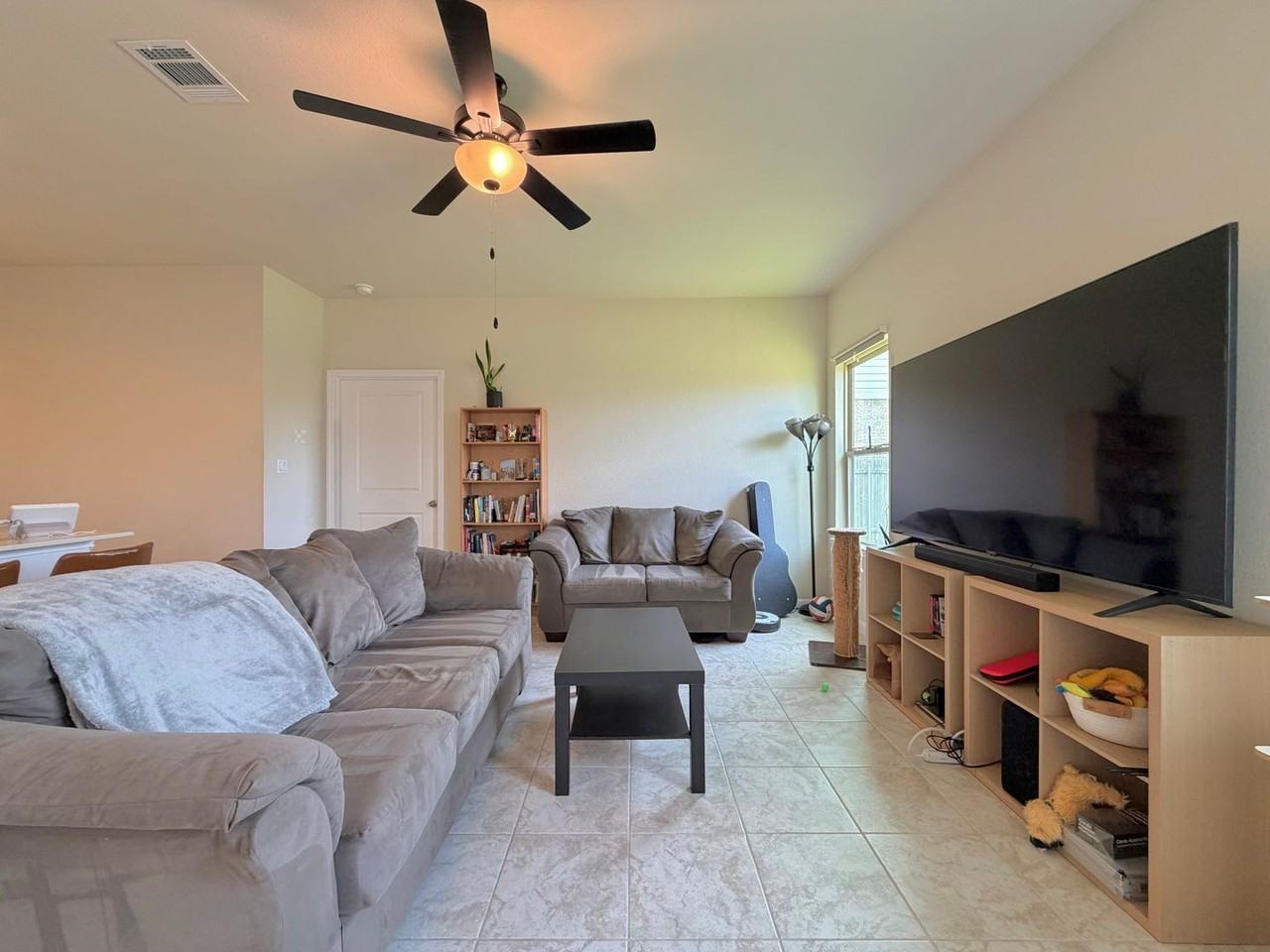 18200 Emu Ln - Photo 7 of 30