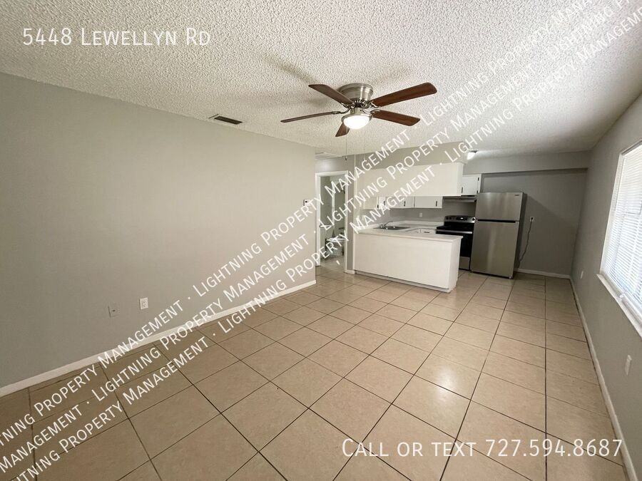 5448 Lewellyn Rd - Photo 3 of 14