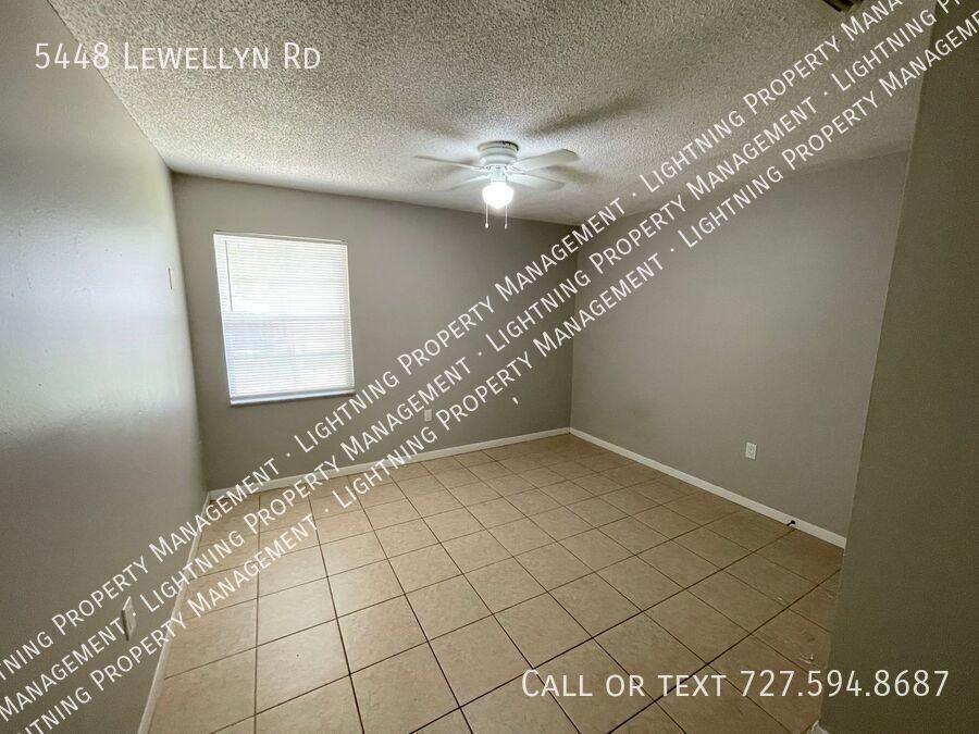 5448 Lewellyn Rd - Photo 7 of 14