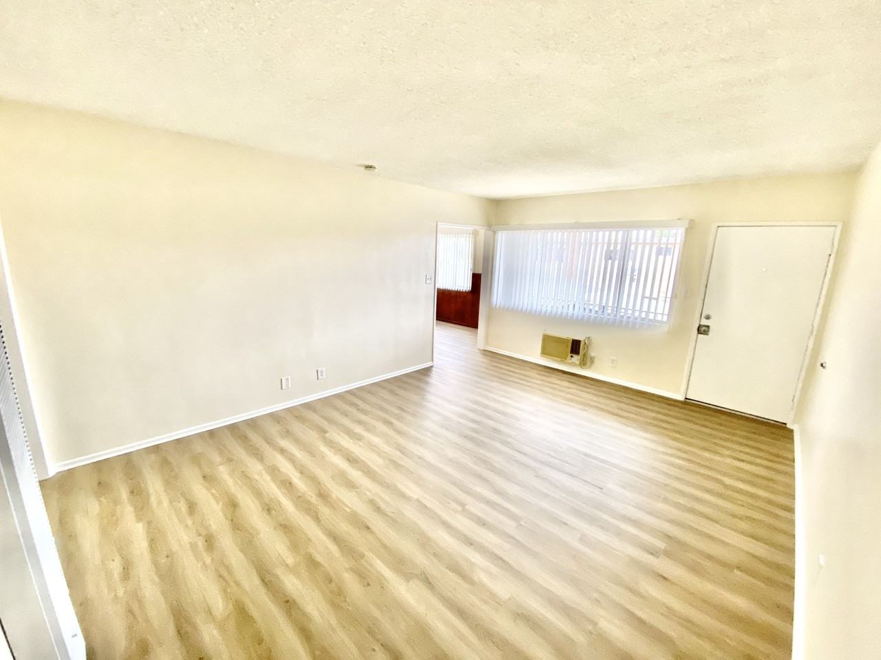 12644 York Ave #E - Photo 2 of 18