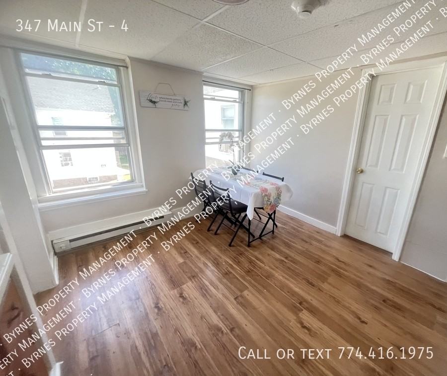 347 Main St #4 - Photo 2 of 6