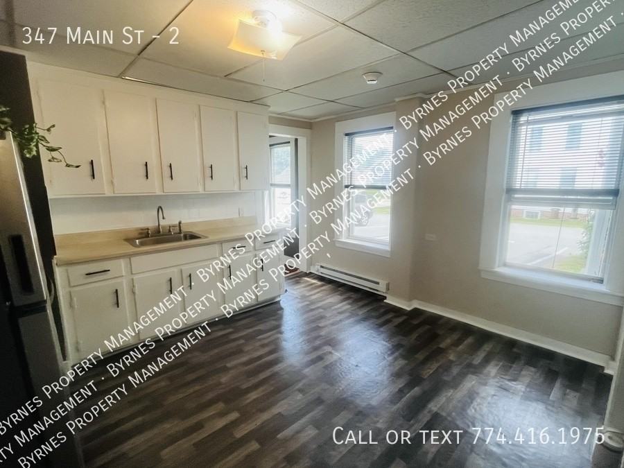 347 Main St #2 - Photo 2 of 5