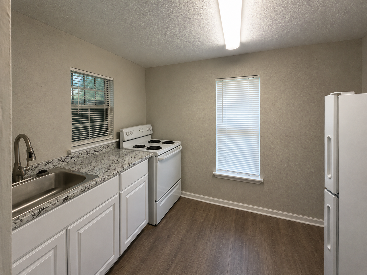 1817 San Luis St #2 - Photo 5 of 16
