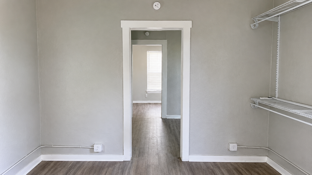 1817 San Luis St #2 - Photo 6 of 16