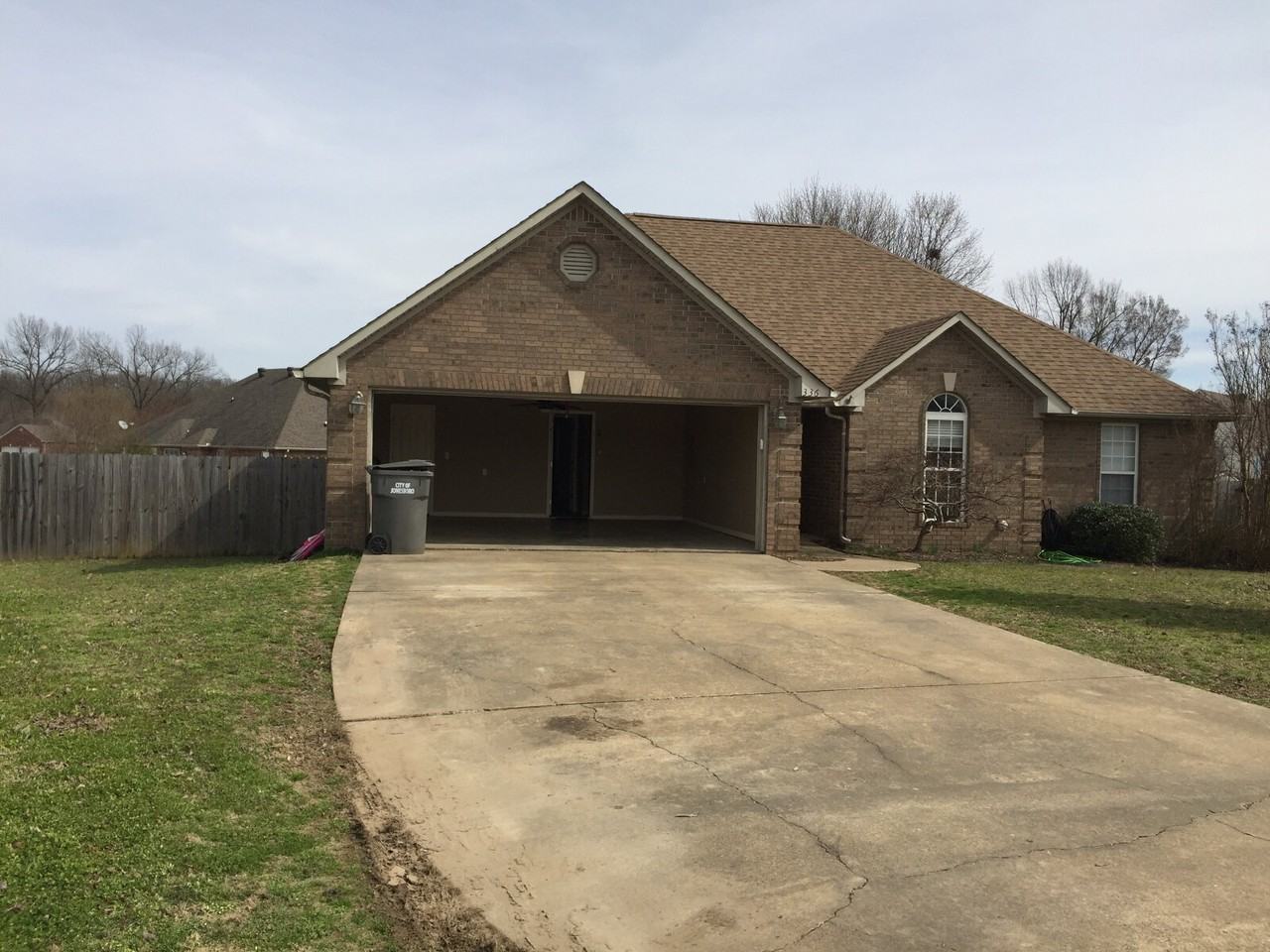 336 Oxford Cv - Photo 2 of 30