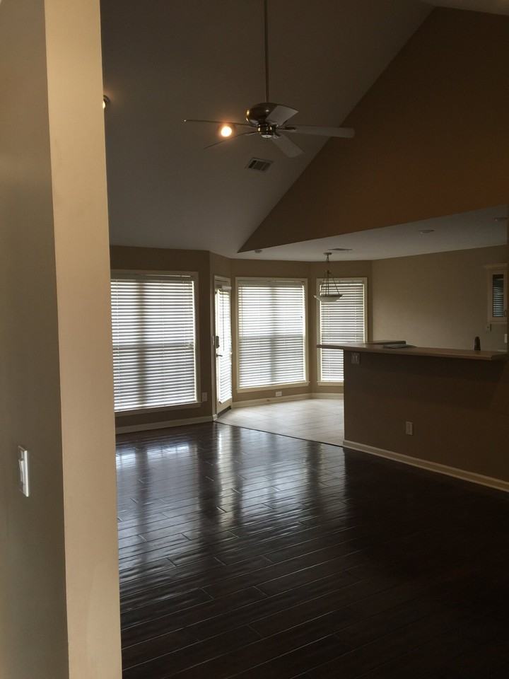 336 Oxford Cv - Photo 6 of 30