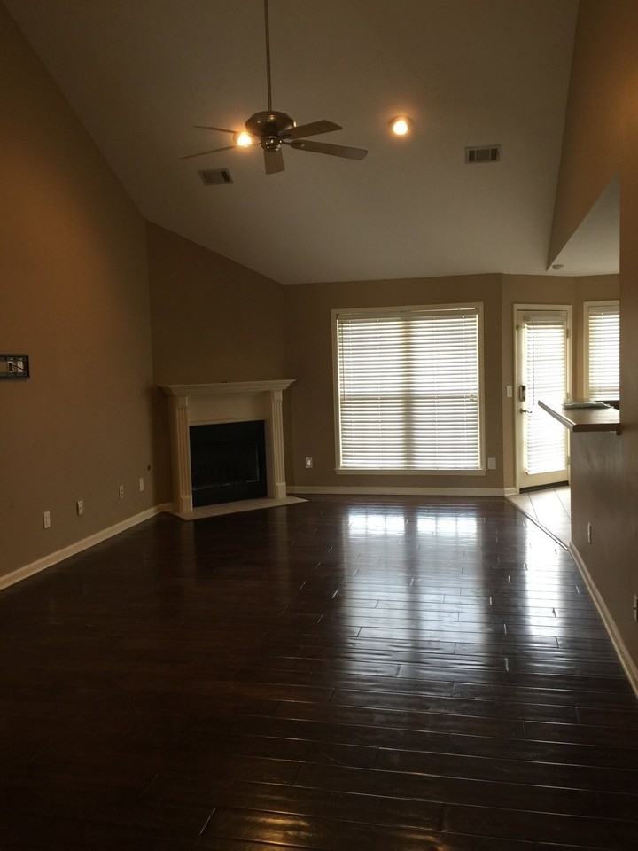 336 Oxford Cv - Photo 7 of 30