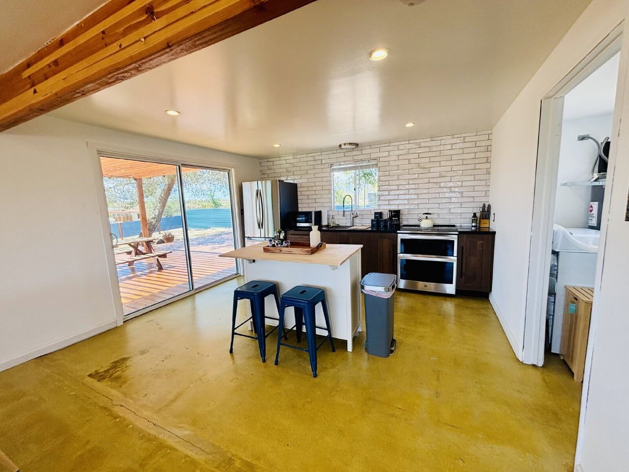 63208 Sandola Ln - Photo 5 of 28