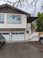 featured image of 110 1/2 E Hillcrest Dr