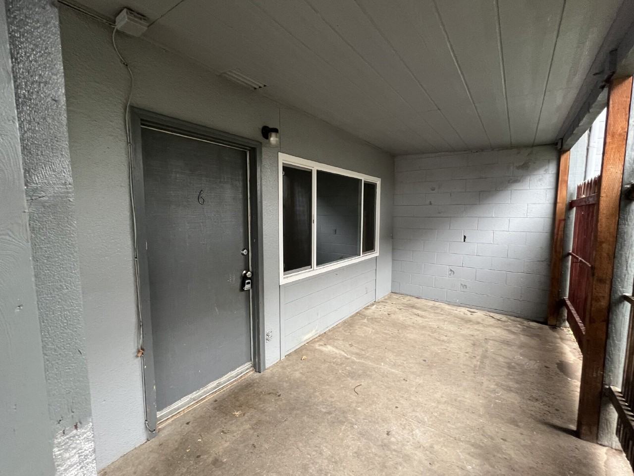 220 N 8th St - Photo 6 of 6