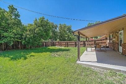 1213 Xenon St - Photo 5 of 38