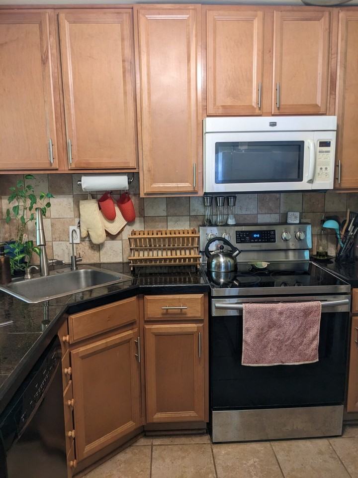 714 Sardis Dr - Photo 6 of 16