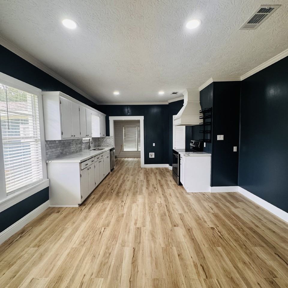 6620 Terrell St Frnt - Photo 5 of 18