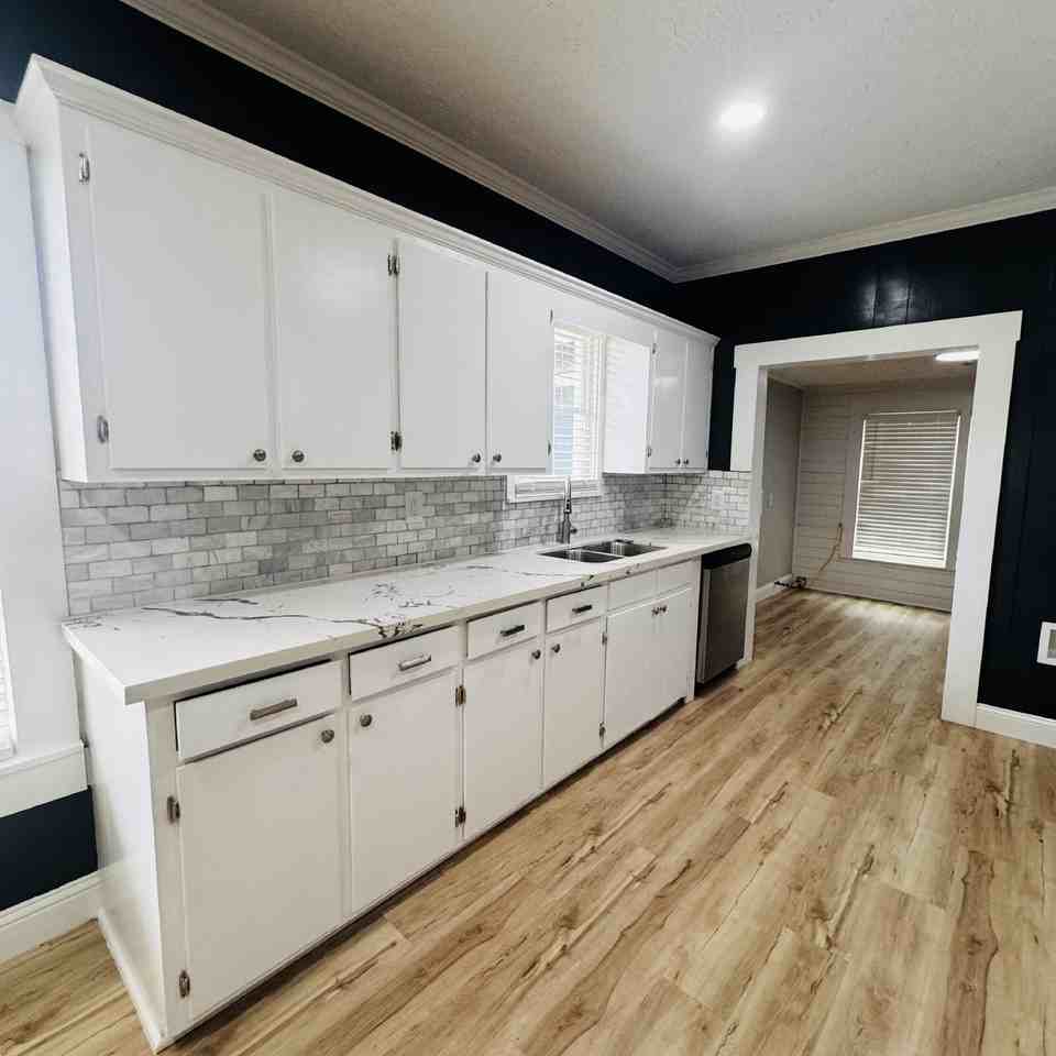 6620 Terrell St Frnt - Photo 6 of 18