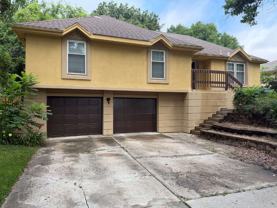 3800 Sw Harbor Cir - Photo 1 of 1