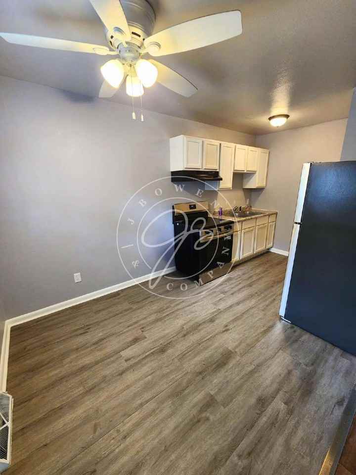 1719 W Bancroft St - Photo 7 of 15