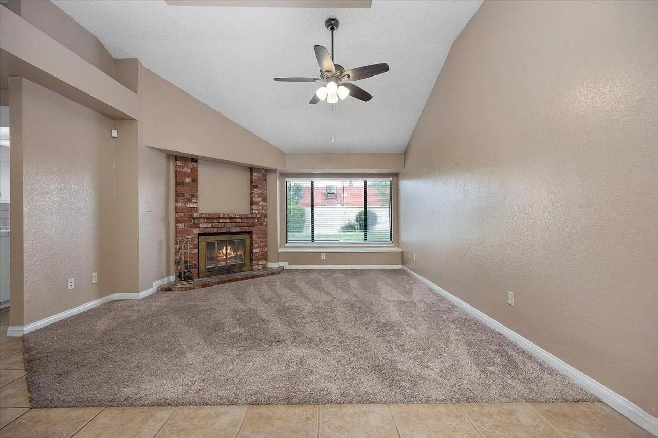 9200 Hoxie Ct - Photo 5 of 25
