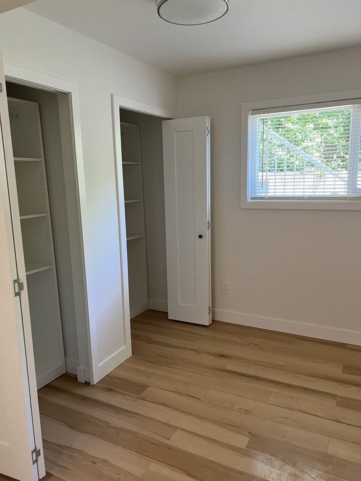 2826 Windrum Ave - Photo 3 of 12