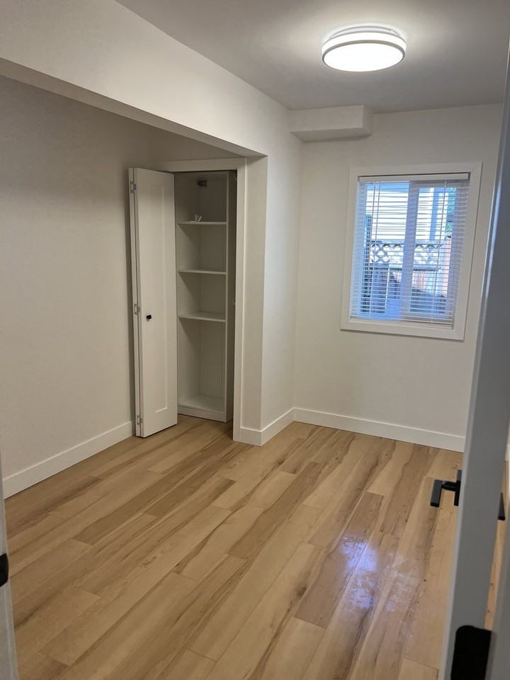 2826 Windrum Ave - Photo 5 of 12