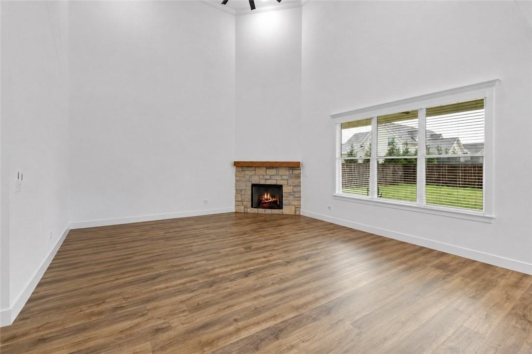2710 S 20th St - Photo 2 of 24