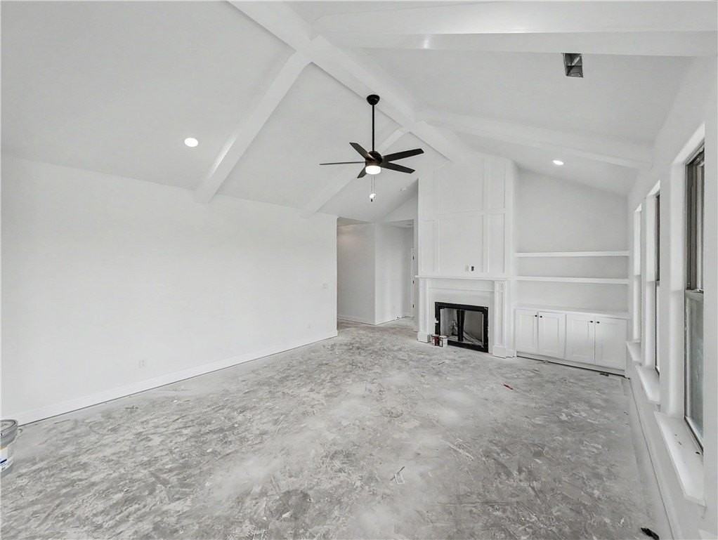 7767 Scenic Valley Ave - Photo 3 of 23