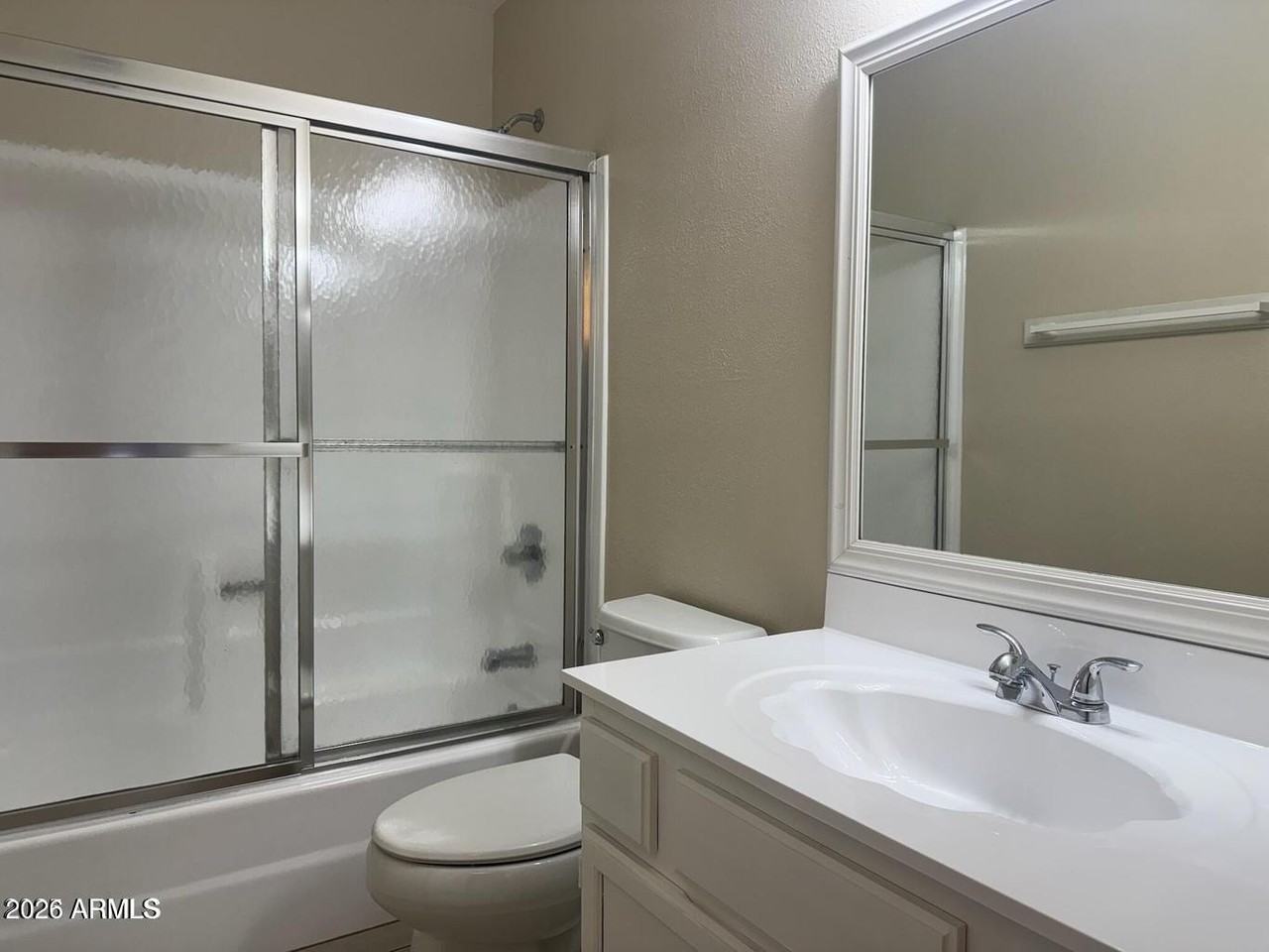 4766 W Caron St - Photo 7 of 12