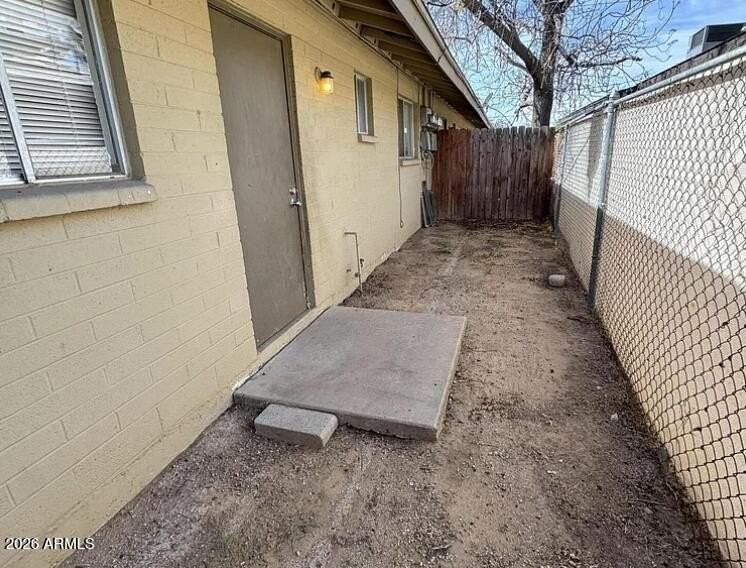 10831 N 18th Ave #2 - Photo 2 of 11
