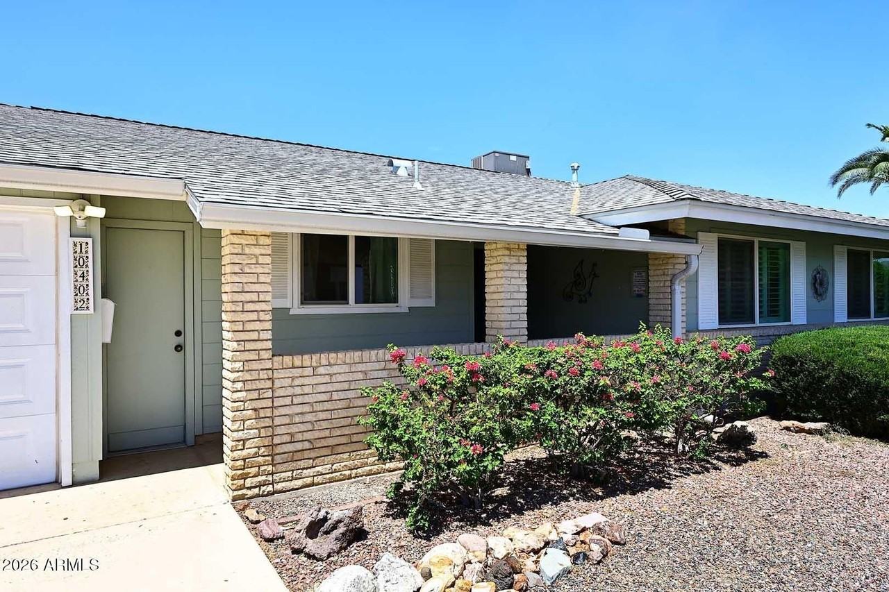 10402 W Wininger Cir - Photo 4 of 50