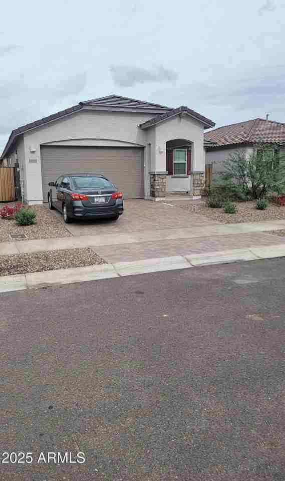 15588 W Williams St - Photo 2 of 23
