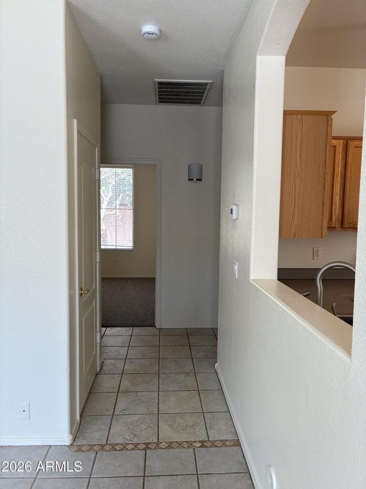 3317 E Park Ave - Photo 5 of 20