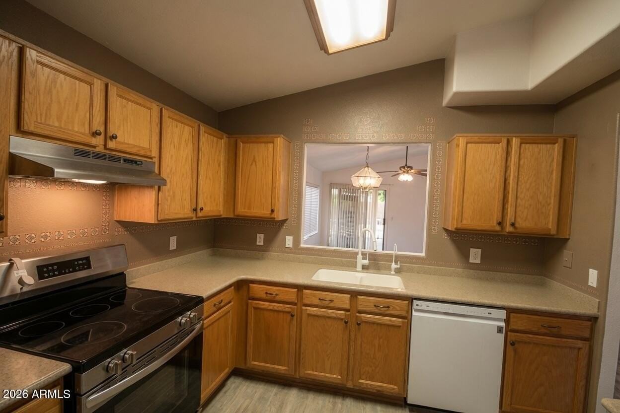 8457 W Rue De Lamour - Photo 4 of 14