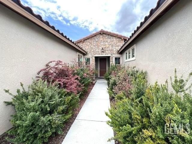 14305 Pemberley Passage Ave - Photo 3 of 44