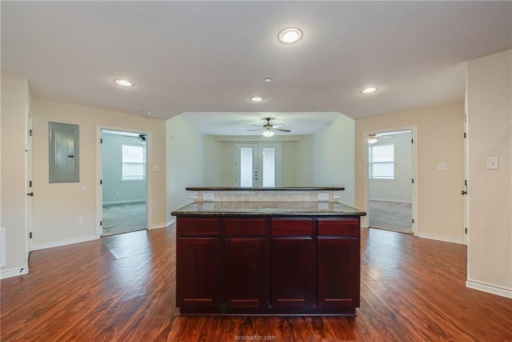 1915 Dartmouth St #2021 - Photo 7 of 25