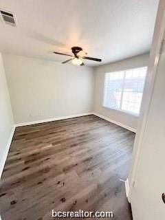 701D Balcones Dr #53 - Photo 7 of 17