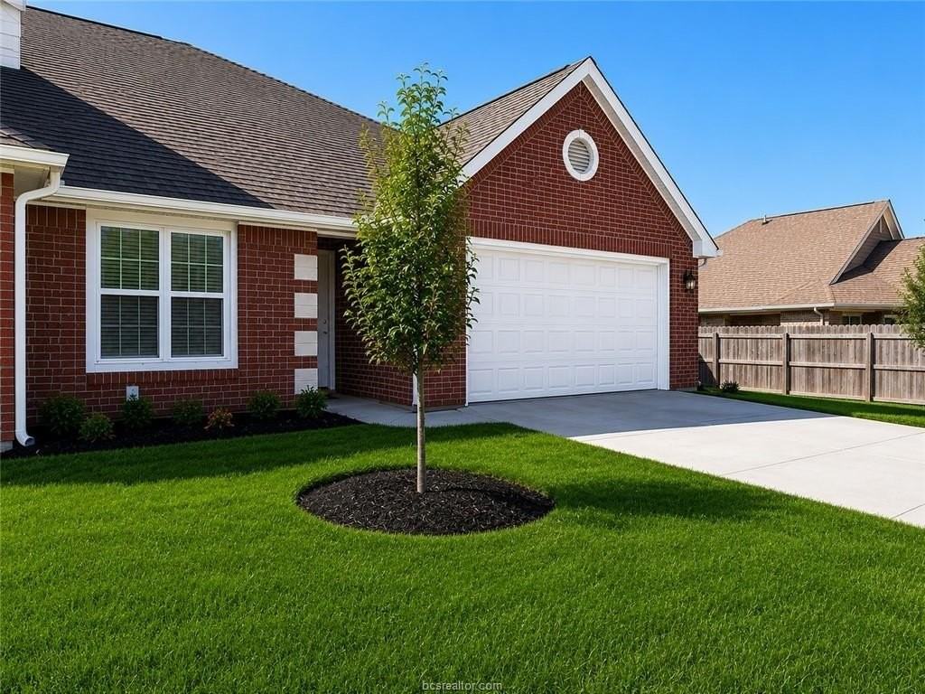 2000 Reagan Ct - Photo 3 of 18