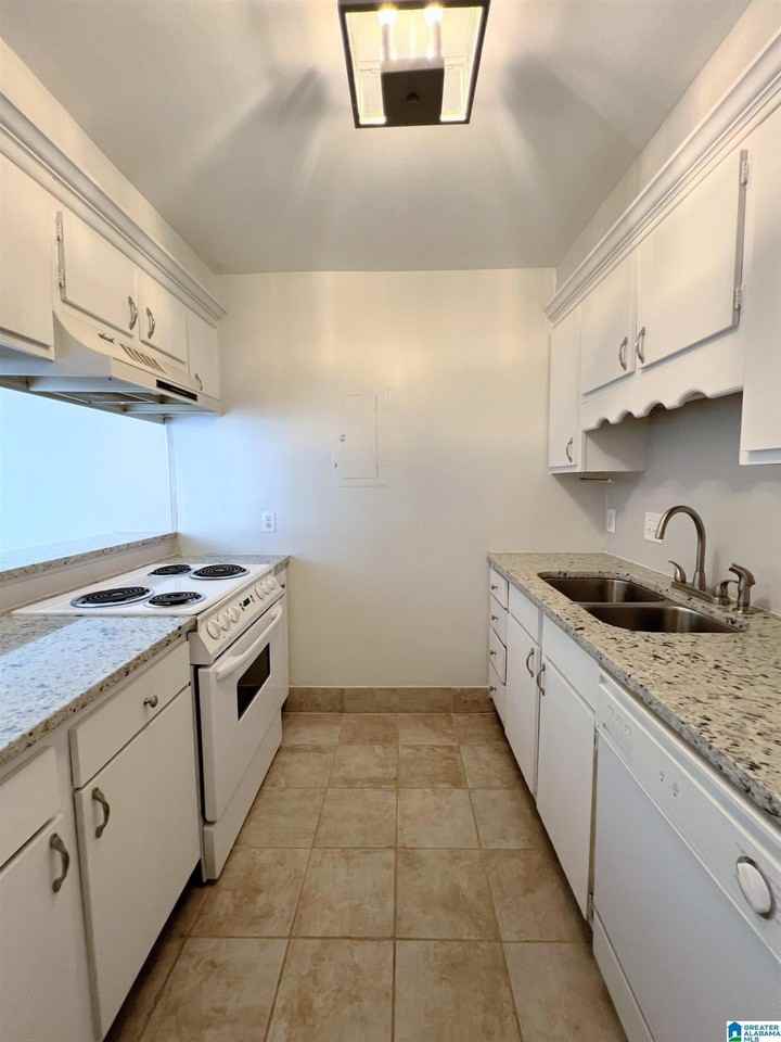 3350 Altamont Rd #C9 - Photo 6 of 13