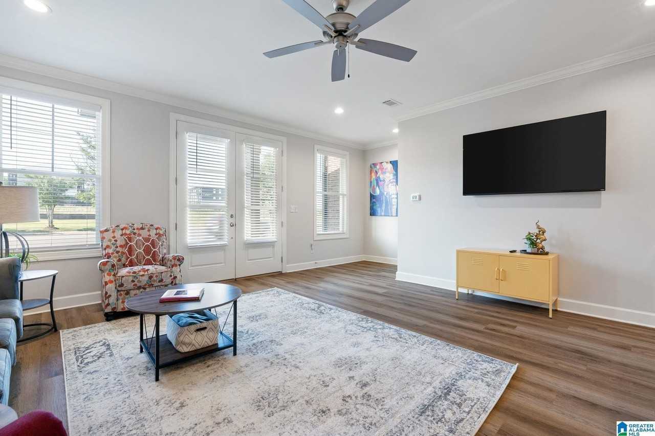 865 21st Ave - Photo 7 of 35