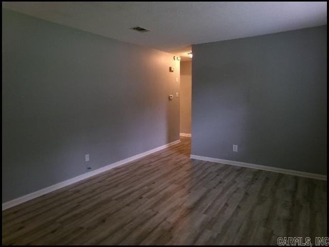 905 Norma Ct - Photo 3 of 21