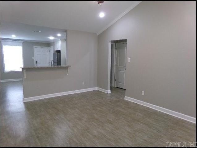 209 Sparrow Rd - Photo 3 of 24