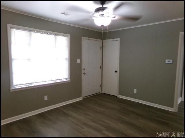 5311 Wood St - Photo 4 of 20