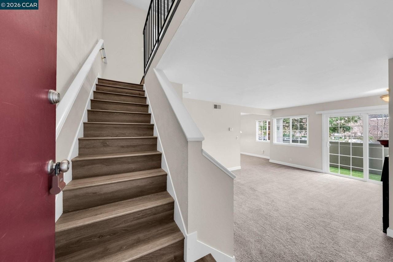 1812 Cole Ave #4 - Photo 5 of 47